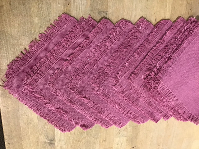 Set Of 12 Rose Woven Fringe Napkins