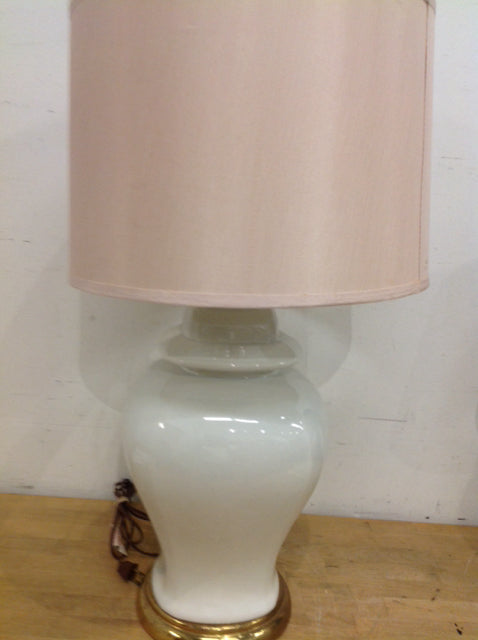 28" White Ceramic Lamp