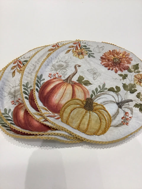 Set/4 Rd Pumpkin Beaded Placemats