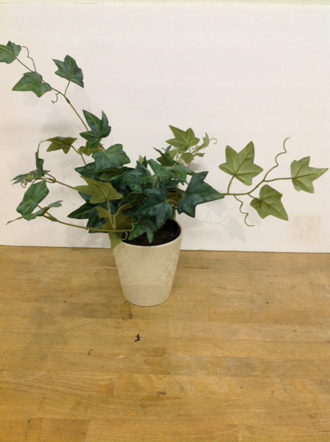 5.5" Beige Ceramic Planter w/Faux Greens