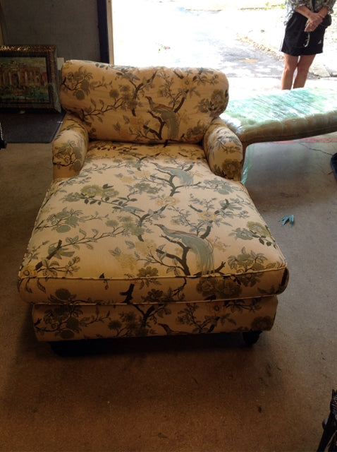 Ballard Design Chaise 62Lx40Wx18H