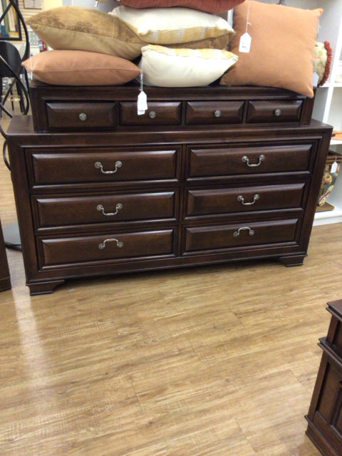 RTG Mill Valley II Cherry Ten Drawer Dresser W/Mirror