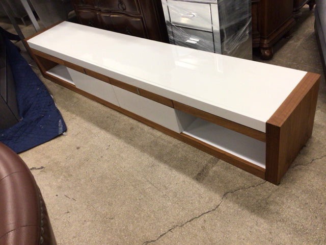 90" X 15 3/4" White Lacqured & Wood Low Profile Media Console