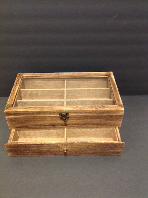 14x18 Wood Box w/8 Burlap Sections/Drawer
