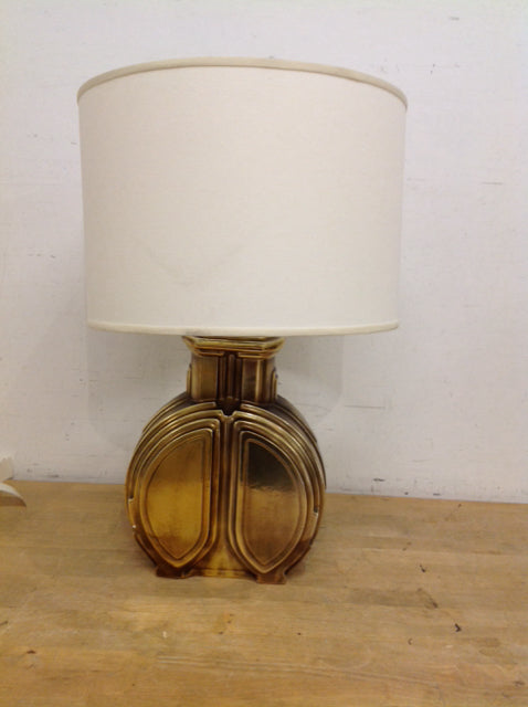 27" Brass Tone Ceramic Light w/Shade