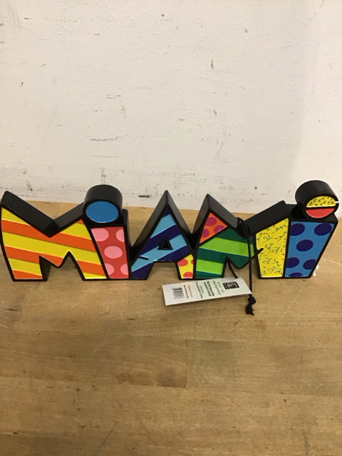 15" Britto Miami Figurine