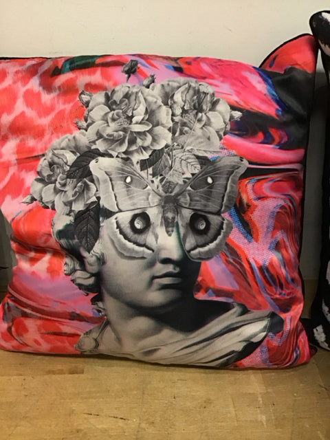 20" Garden Of Hearts Pillow