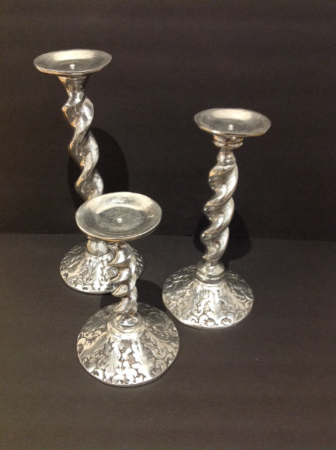 13,11,9 Silver Metal Graduated Candle Holders