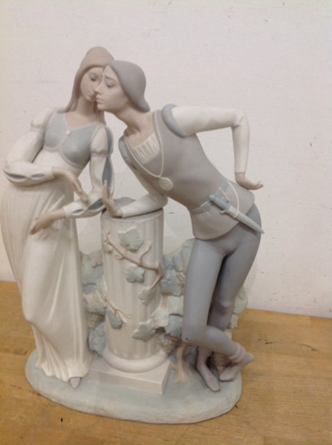 Fine Porcelain- Lladro Matte Man & Woman