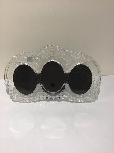 Mikasa "Princess" Triple Oval Picture Frame