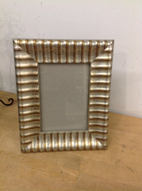 Photo Frame- 5" X 7" Silver & Gold