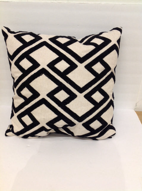 White Pillow w/Black Chenille Pattern