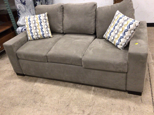 Macys Micorfiber Grey Queen Sleeper Sofa W/2 Pillows