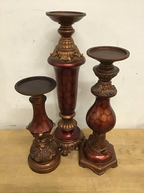 Set Of 3 Wooden Burgandy Candle Holder