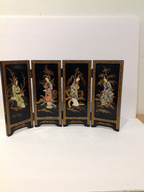 Small Folding 4-Panel Black Lacquer w/Oriental Women