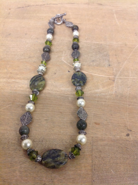 Necklace- Green Stones & Pearls