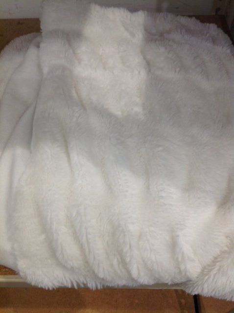 Throw- White Faux Fur