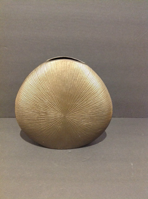 11" Dark Metal Vase w/Shell Design