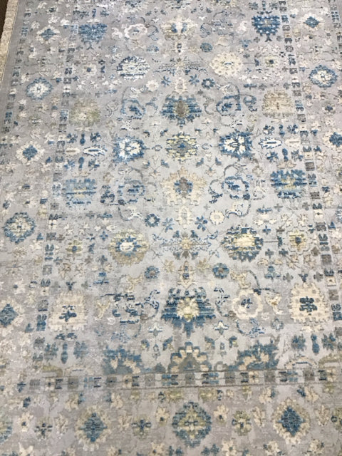 4.4'x7.7' Cream & Blue Pattern  Rug