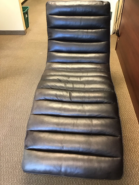 Hooker Caddock Black Leather Chaise W/Chrome Base