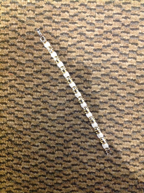Mens Gold/Silver Bracelet w/Clasp