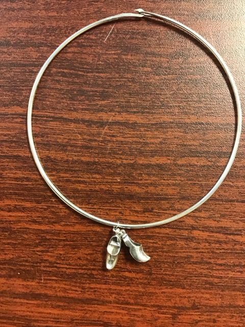 Silver Chocker W/Dutch Shoes Charms