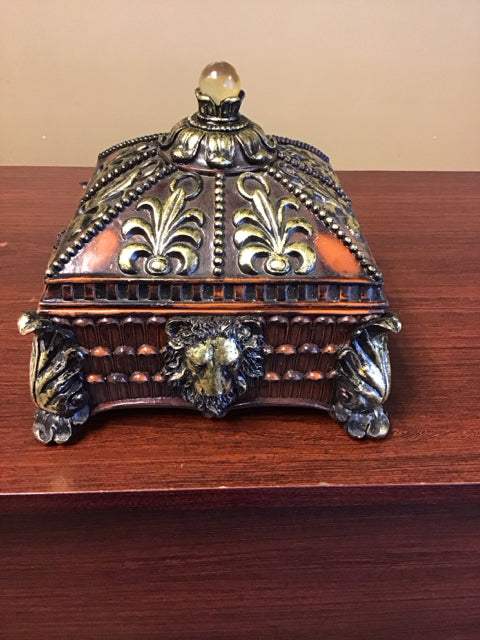 9" Sq. Resin Lidded Lion & Fleur De Lis Decorative Box