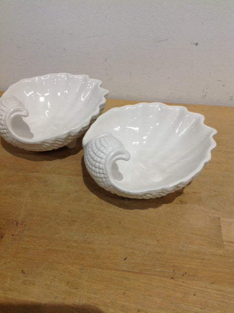 Bowl- 6" Set Of 2 White Ceramic Shells