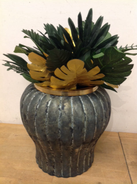 12" Ceramic Planter W Green & Gold Ferns