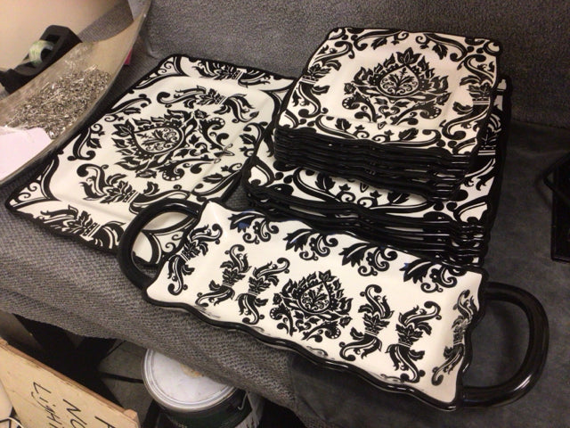 222 Fifth Muse Black Scrolls & Flowers 14 PC Hors D'oeuvre Set