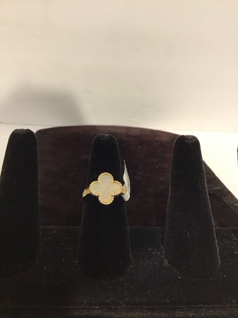 Van Cleef Style 925 MOP Ring