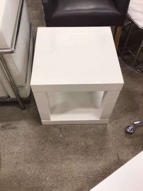 18" Square West Elm White Lacqured End Table