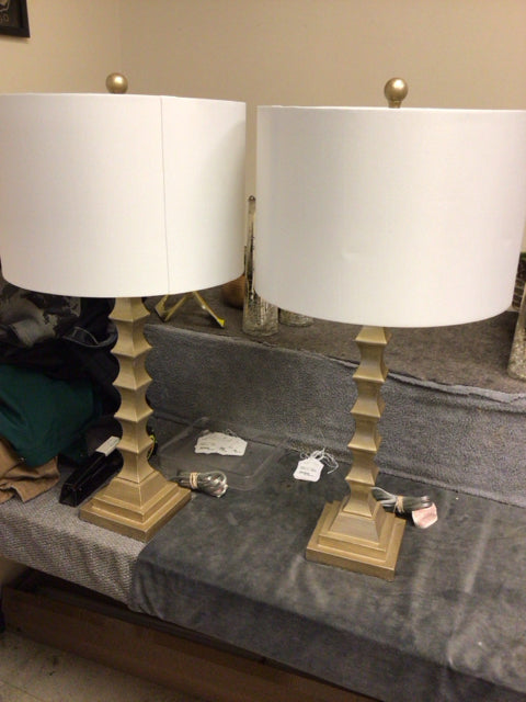 28 1/2" Pair Of Gold Table Lamps W/Shades