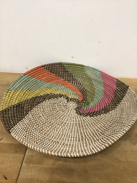 23" Round Woven Multoiolor Tray/Bowl