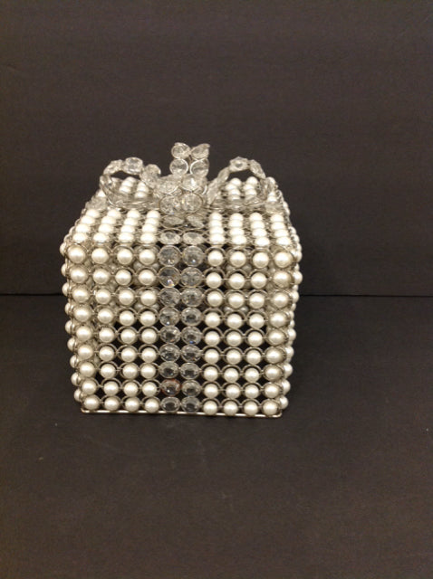 7x7x7 Faux Pearl/Bead Gift Box w/Bow