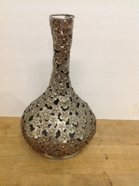 18" Metal Vase w/Flowers