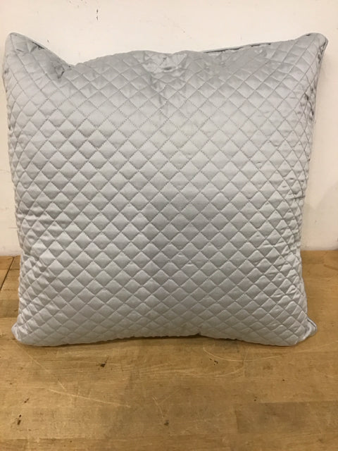 20" Sq. Grey Quilted Diamond