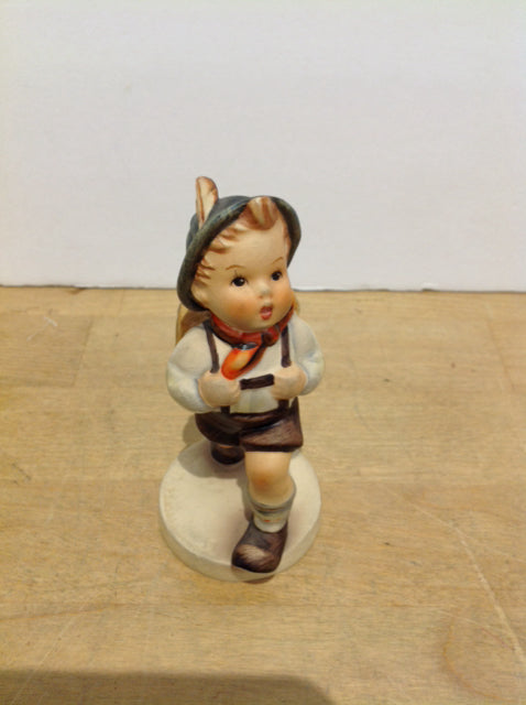 5" Hummel Boy Walking w/Backpack