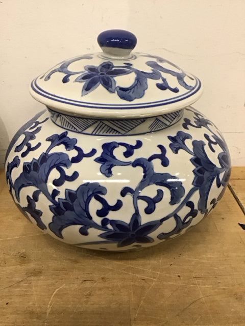 9.5"Blue & White Asian Motif Lidded Bowl