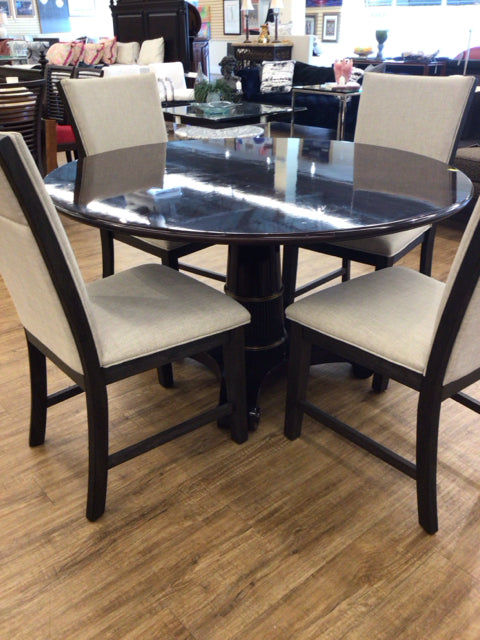 Baker Furniture Round Dining Table