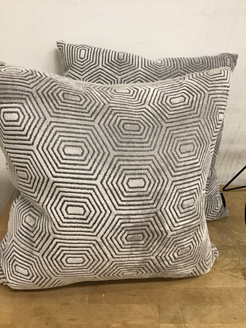 20" Gray Geometric Pattern Pillow