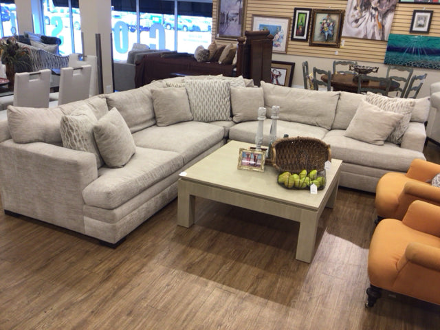 Baers Furniturre Huntington House Three PC Sectional W/10 Pillows