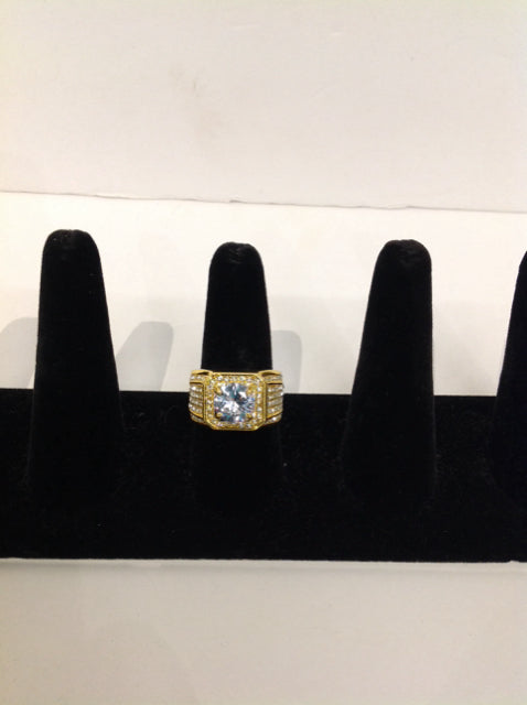 Men's Gold Ring w/Rhinestones