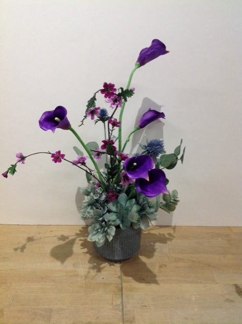 23" Purple Calla Lilies in Grey Vase