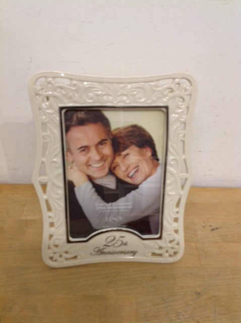 Photo Frame- 4" X 6" Lenox 25th Anniversy