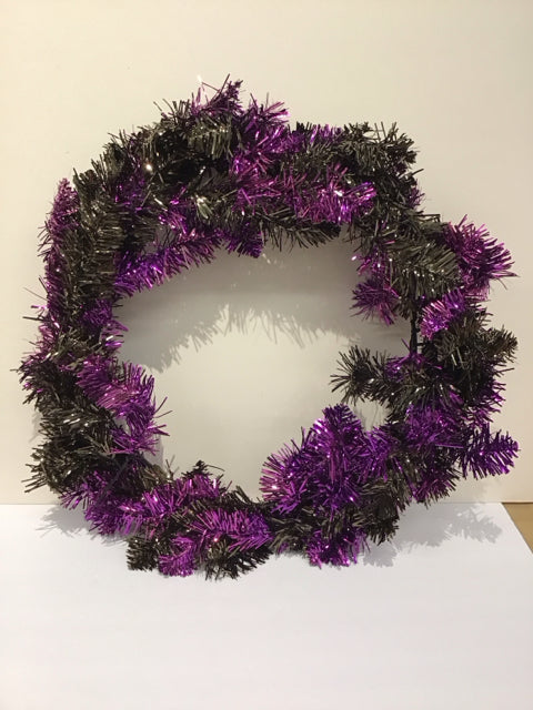 Shiny Black/Purple Wreath
