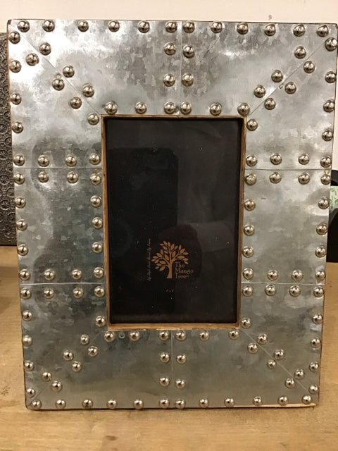 4"x6" Silver Metal Beaded Photo Frame