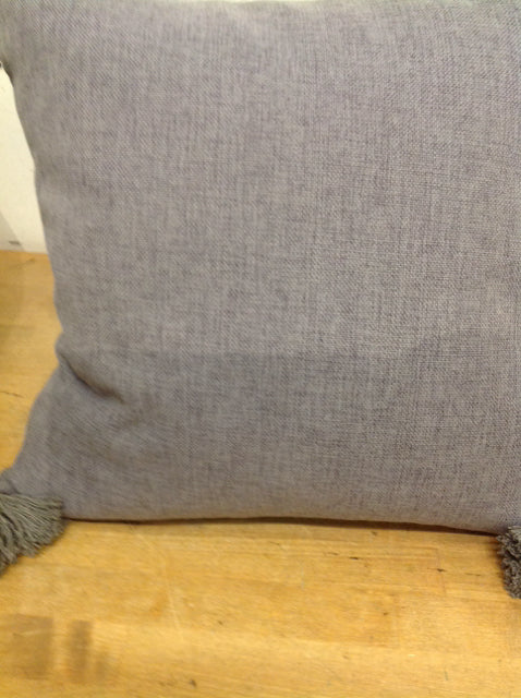 Pillow- 16" Grey Texture W Tassels