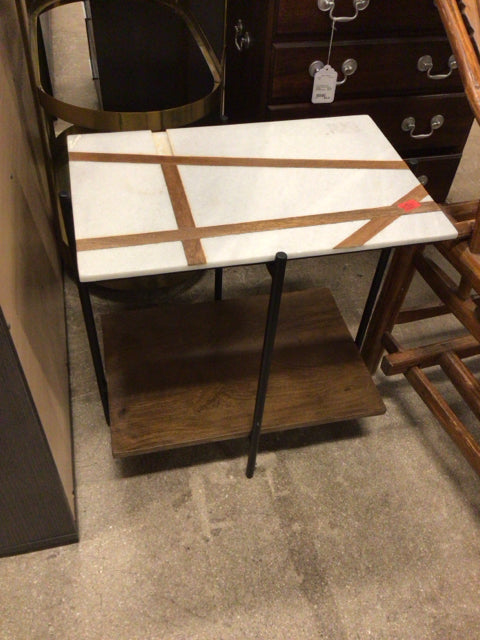 22" X 23.13" X 15" Ashley Furniture Braxmore Accent Table