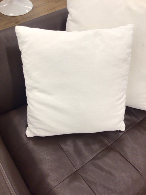 18" White Pillow